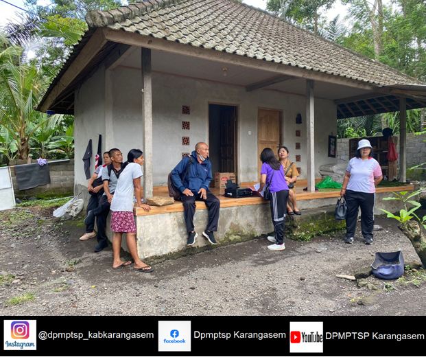 http://dpmptsp.karangasemkab.go.id/storage/artikel/15802224861713769922.22c april.JPG